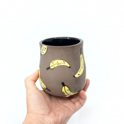 Handgemachter Becher 'Banana' Bild 3 Becher 'Banana' Groesse