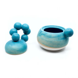 handgemachte Karibikblaue Dose 'Tanzende Luftblasen' Bild 3 Dose 'Tanzende Luftblasen' offen