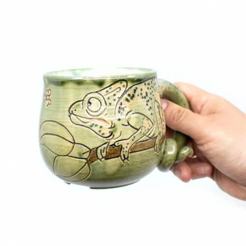 grüne Tasse 'Chamäleon' Front