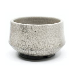 Raku Teeschale 'sonnengelb' Rueckseite