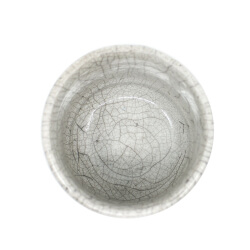 handgemachte Raku Teeschale 'Two drops' Innenansicht